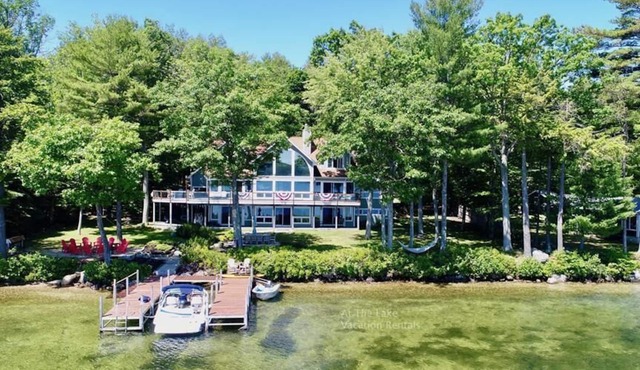 Luxury Waterfront Home in Windermere Estates