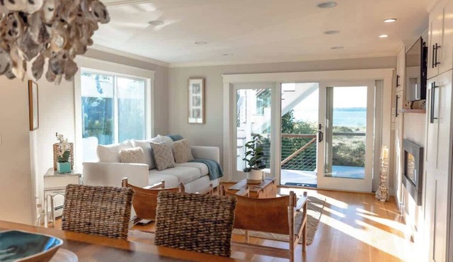 Luxury Waterfront Property 360 water views