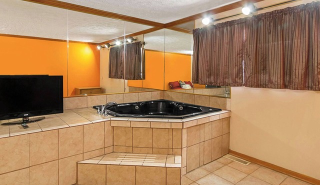 Magnuson Hotel Extended Stay Canton Ohio