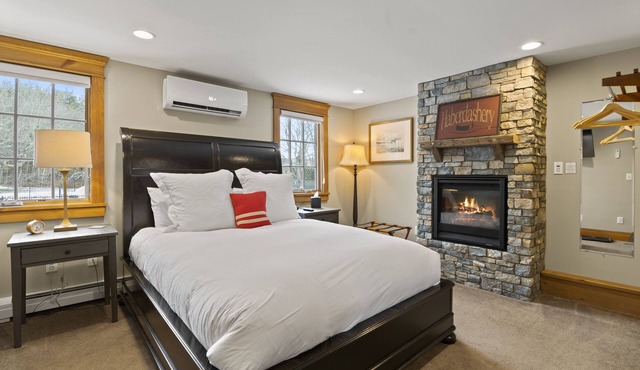 Main Lodge - Suite 204