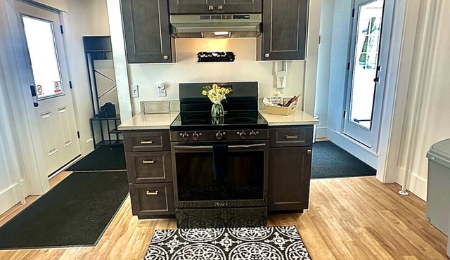 Main Street Retreat in Sunapee Harbor!