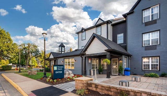 MainStay Suites Sterling near Dulles Town Center
