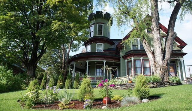 Maplecroft Bed & Breakfast