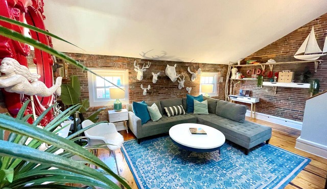 Market Street Loft in Historic Downtown Portsmouth