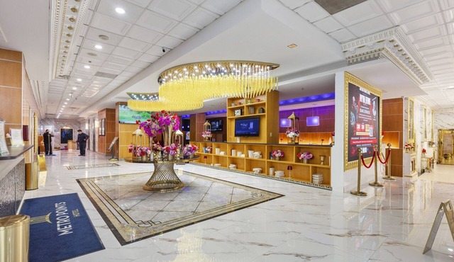 Metro Points Hotel