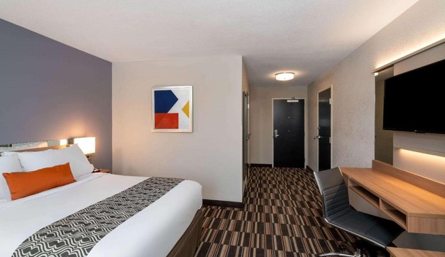 Microtel Inn & Suites by Wyndham Carlisle