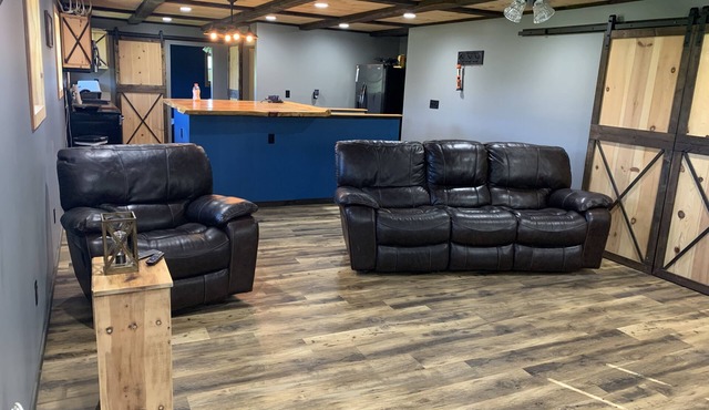 Middle of moco country apartment