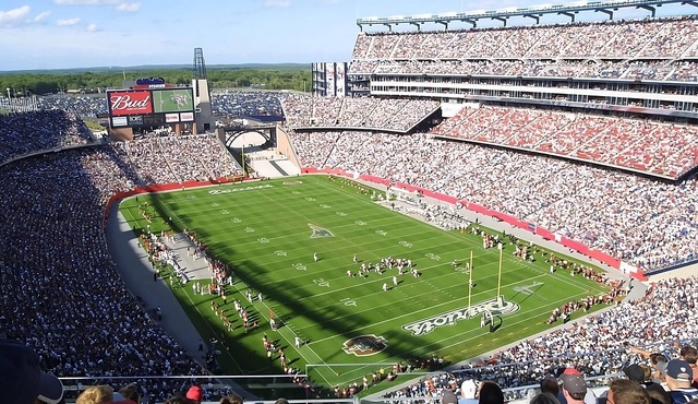Minutes to Hall at Patriot Place, 4 Units w/FREE Breakfast, Plus FREE Parking!