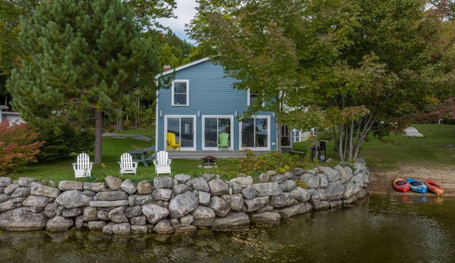 Modern 4 season lakefront 4BR, 2BA near Acadia