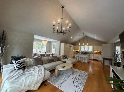 Modern House Family Retreat