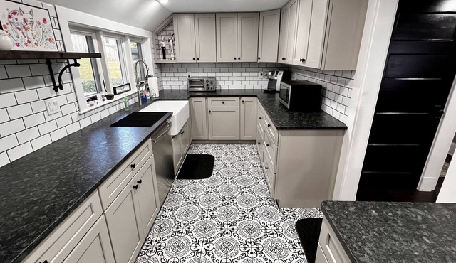 Modern Luxury Home 1 minute walk to Mohegan Sun