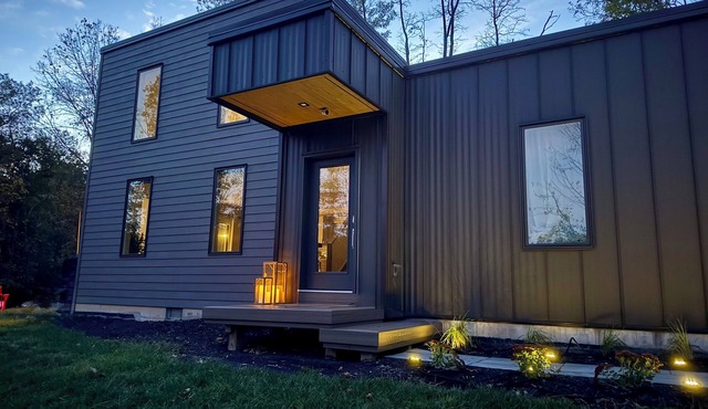 Modern Mountain Escape Near Berkeley Springs w/Hot Tub, Pet-Friendly