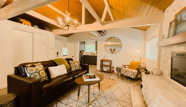 Modern Rustic Cabin in Crestline Near Lake Gregory