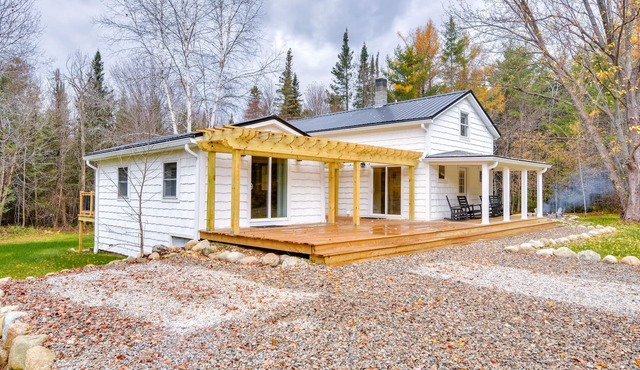 Modern Stark Home w/Game Room, Grill & Fire Pit