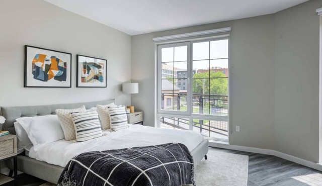 Modern Townhome | Walk to Yale and Downtown