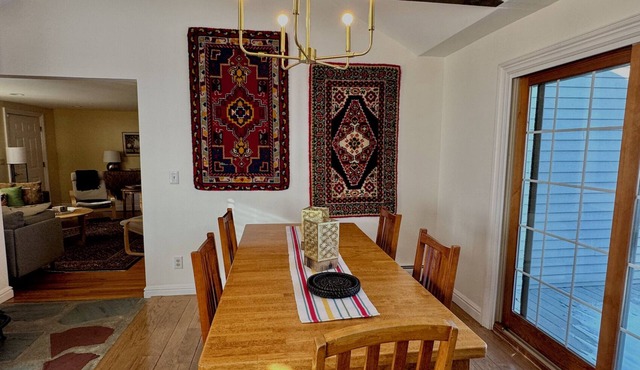 Montague Meadows - 4-Bedroom Whole House - Space for the Whole Family