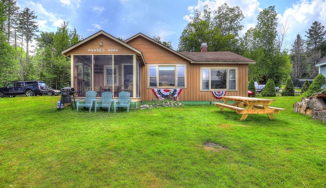 Moose's Nook - Private waterfront on Rangeley Lake