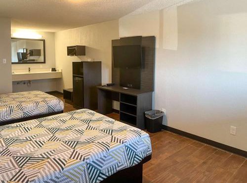 Motel 6 Hurricane, WV