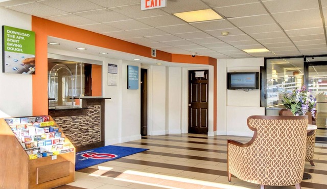 Motel 6 Washington, DC