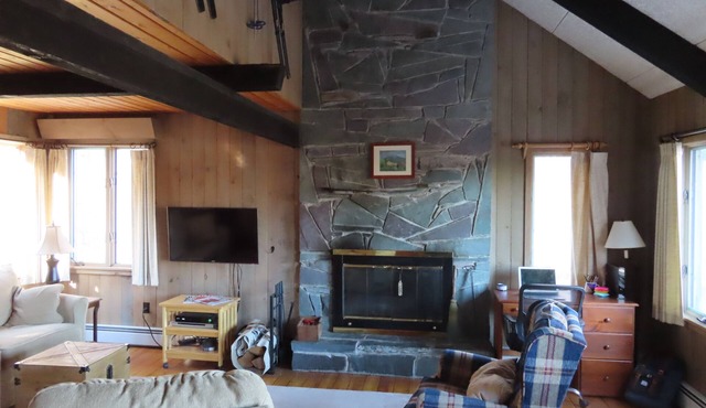 Mountain view chalet near Manchester/Stratton