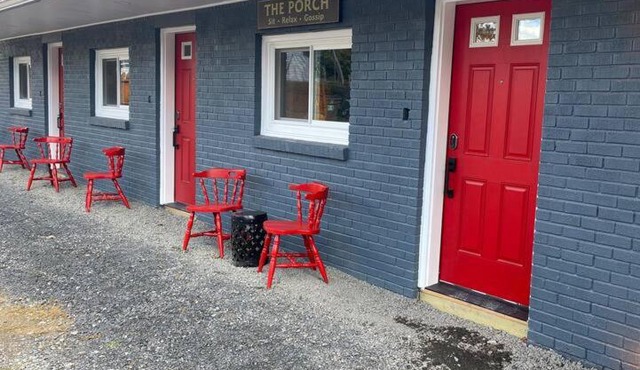 Murphys Law Inn 4