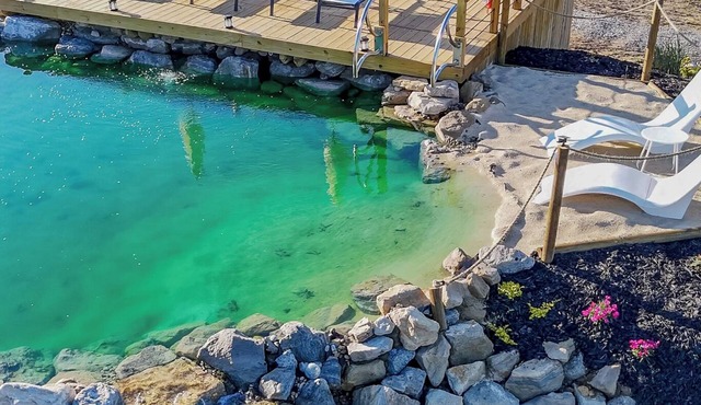 Nature Cabin Access to Swimming Hole Sauna 3 mi from Hocking Hills St Pk