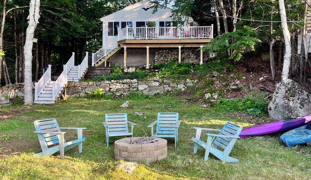 NEW: Lakefront Cottage on Kennebunk Pond, sleeps 6
