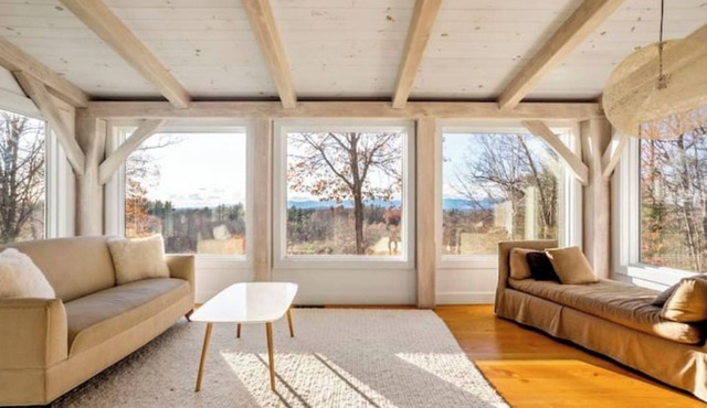 NEW Quiet, private farmhouse, stunning mntn views!