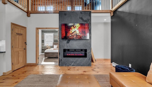 NEW! Relax&Play: HotTub/FirePit/Game Room Paradise