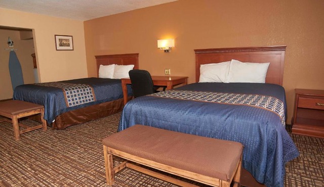 New World Inn