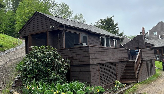 Newfound Lake, Bristol NH Lakefront Cottage