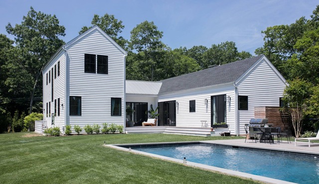 Newly built Modern Retreat
