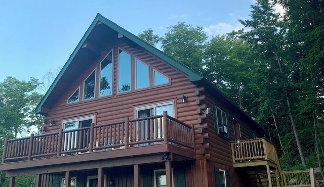 Newly built mountainside log cabin in Lakes Region . Newfound Lake nearby.