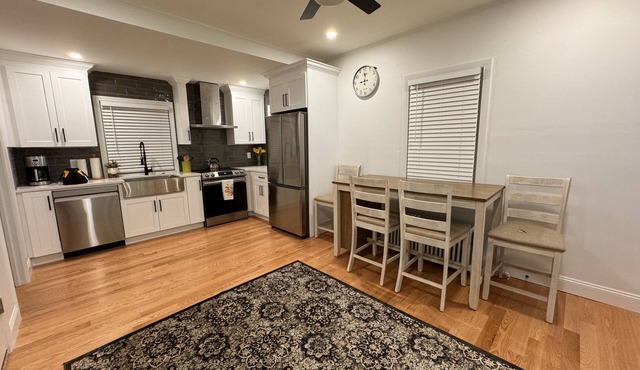 NEWLY RENOVATED STUDIO CLOSE TO DOWNTOWN IPSWICH