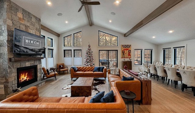 Northern Luxe | Brand New, Views, Hot tub, Games