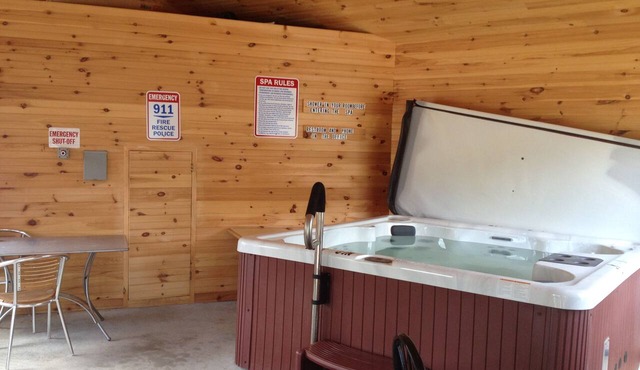 Northern Peaks Motor Inn