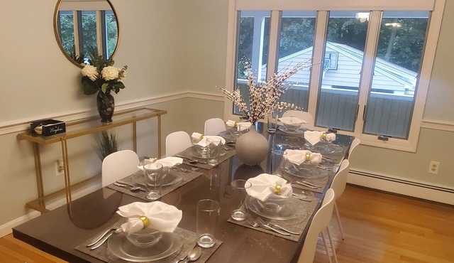 Norwood Luxe Suite- Pet friendly & Commuter friendly