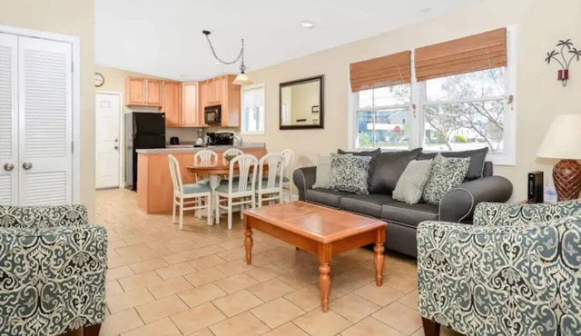 Ocean City Bayside Retreat Unit A - Cozy Family Getaway Near Beach & Dining!