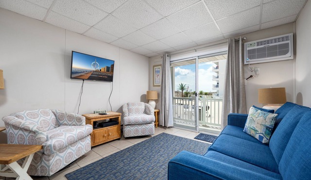 Oceanfront condos with 3 night minimum rentals and linens included!