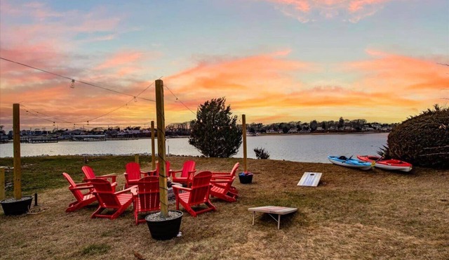 Oceanfront | Firepit | Gameroom | Pets | King Bed