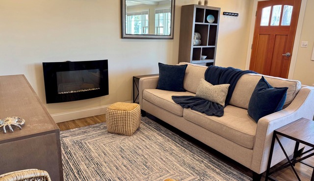 Oceanfront Luxury Retreat on Pine Point Beach – Steps to the Sand