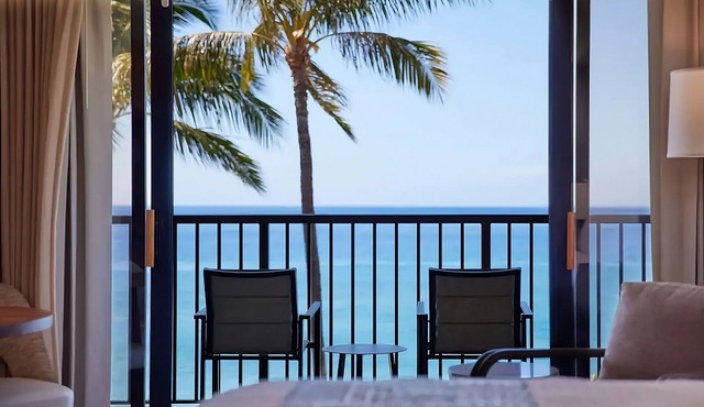 Oceanfront Retreat! Near Waihee Coastal Dunes and Wetlands Preserve, Pool