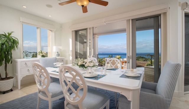 OCEANVIEWS, FRESH UPGRADES AT THE LUXURIOUS GRAND SEASCAPE K407!