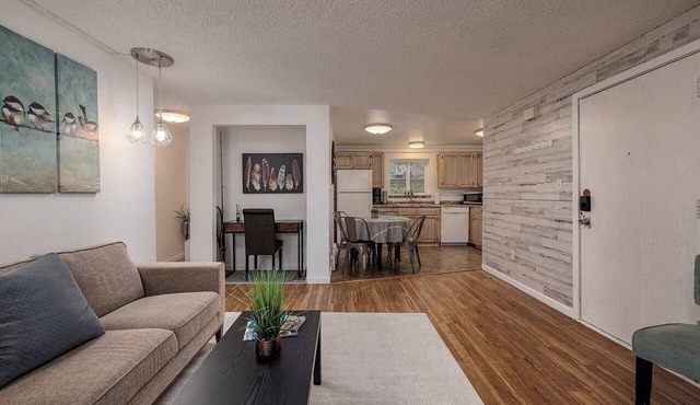 On the Creek! Anchorage 2BR Hideaway Condo