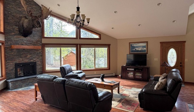 "Our Corner of Heaven" Charming 4-bedroom house in Cooper Landing