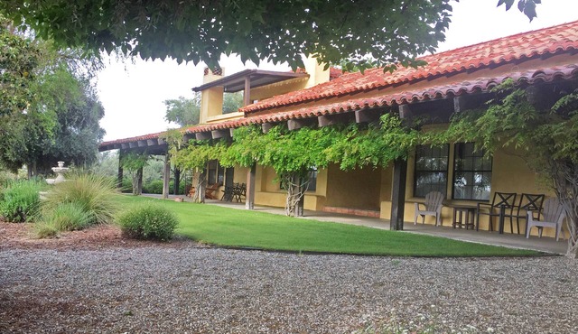 Paso Robles Wine Country-Silver Owl Vineyard with Private Pool