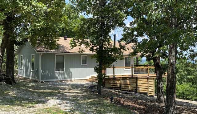 Peaceful Cabin in the Woods Near Lake Tenkiller - Sleeps 6