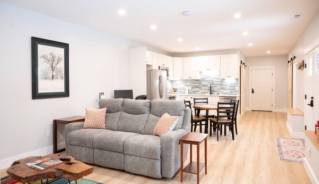 Peaceful Modern Retreat · Flexible Stays - Bow NH