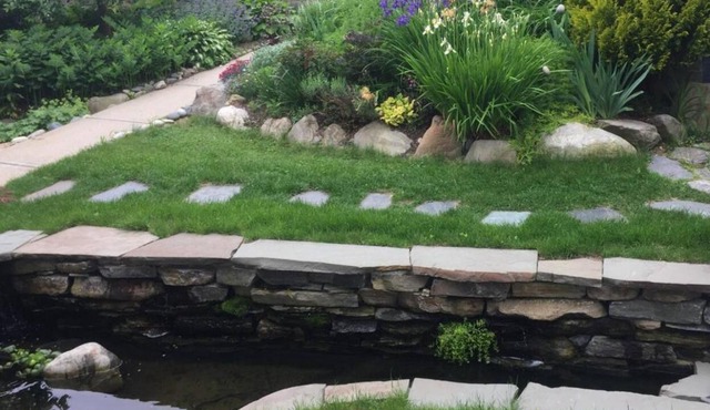 Peaceful Oasis on Munjoy Hill 2nd flr 3BR parking
