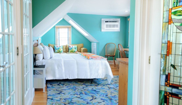 Penthouse Unit in Provincetown Center